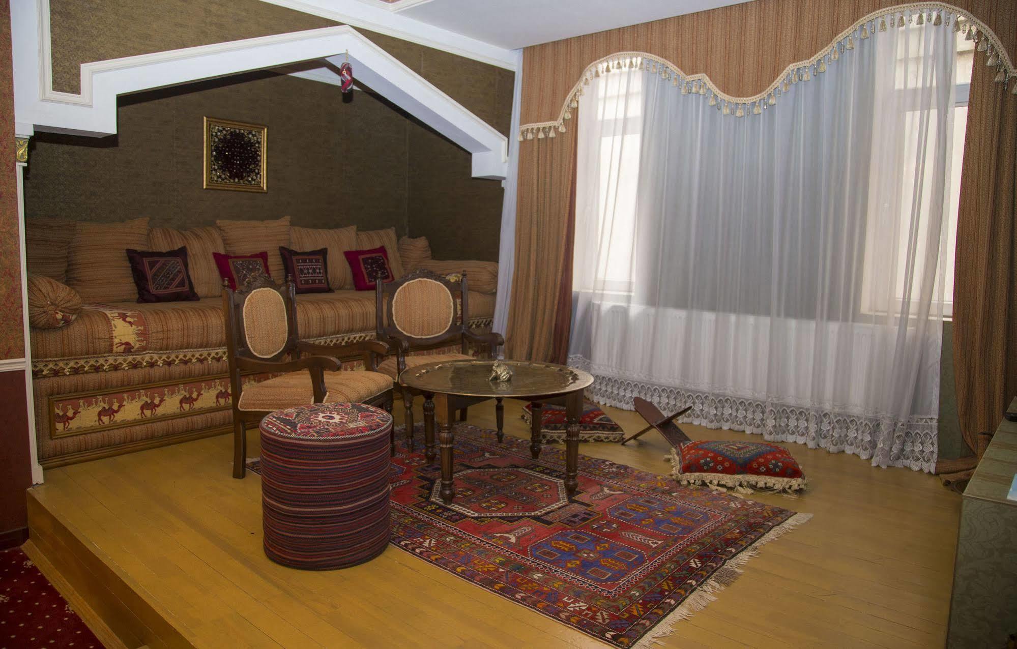 Caspian Palace Hotel Baku Eksteriør billede
